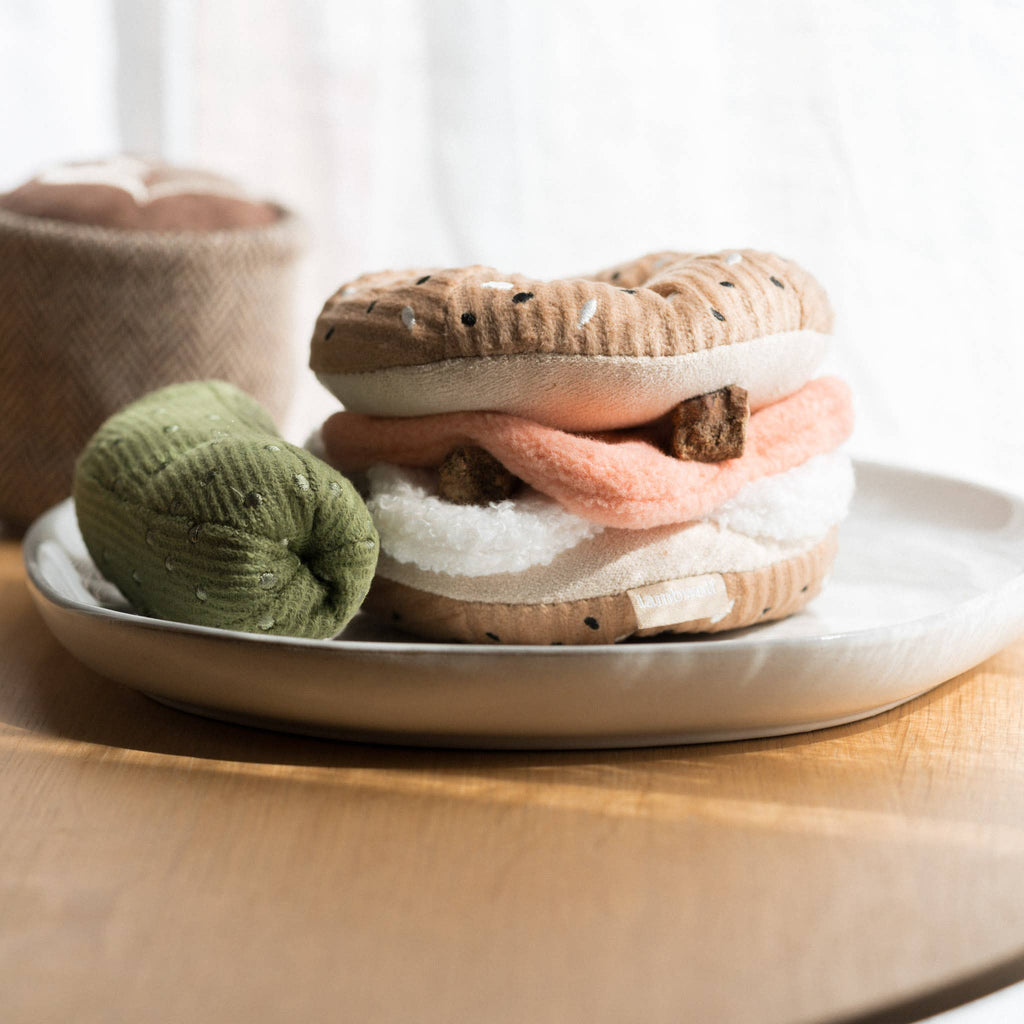 Bagel + Gurke Schnüffelspielzeug